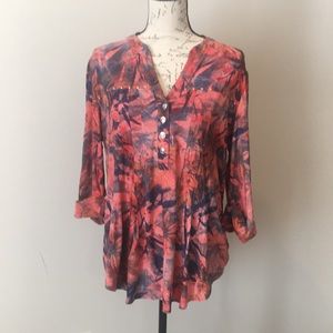 Cute and comfy multi colored blouse